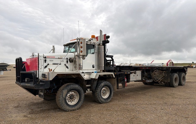 Bed truck Kenworth C500B 8x4 2007 — Dakota del Norte, EE.UU.