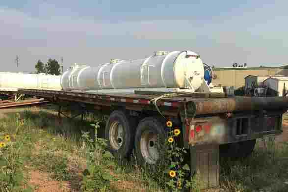 1982 Hobbs Flatbed Trailer
