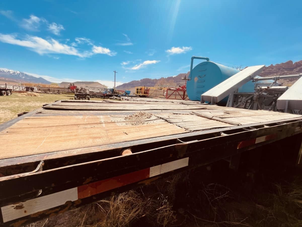 1988 Fontaine T/A Step Deck Trailer