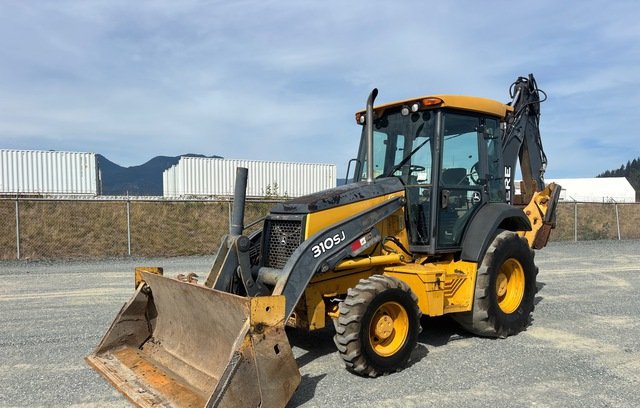 Retroexcavadora John Deere 310SJ 4x4 2011 — Columbia Británica, Canadá