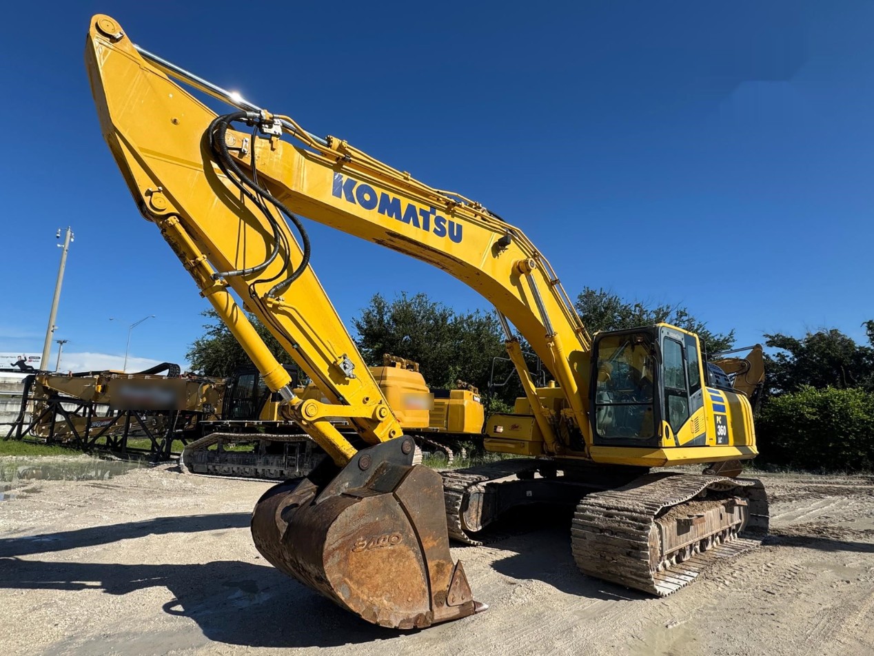 2017 Komatsu PC360LC-11 Excavadora — Excavadoras