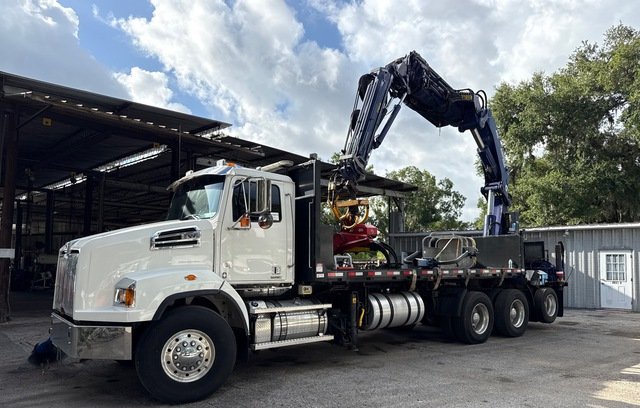 Camión grúa con garra Western Star 4700 2019 — Florida, EE.UU.