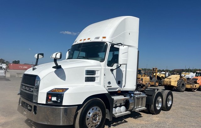 Tractocamión Mack Anthem AN64T 2020 — Texas, EE.UU.