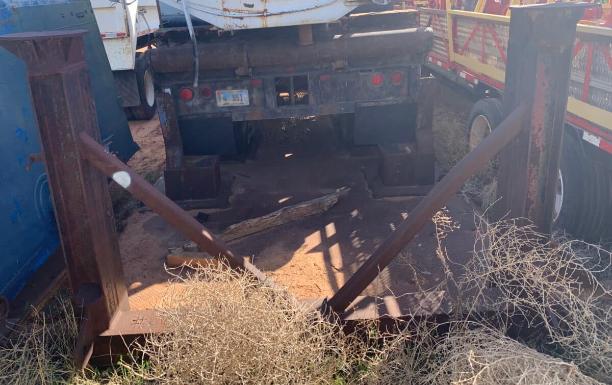 Drive on Platform / Mud Boat