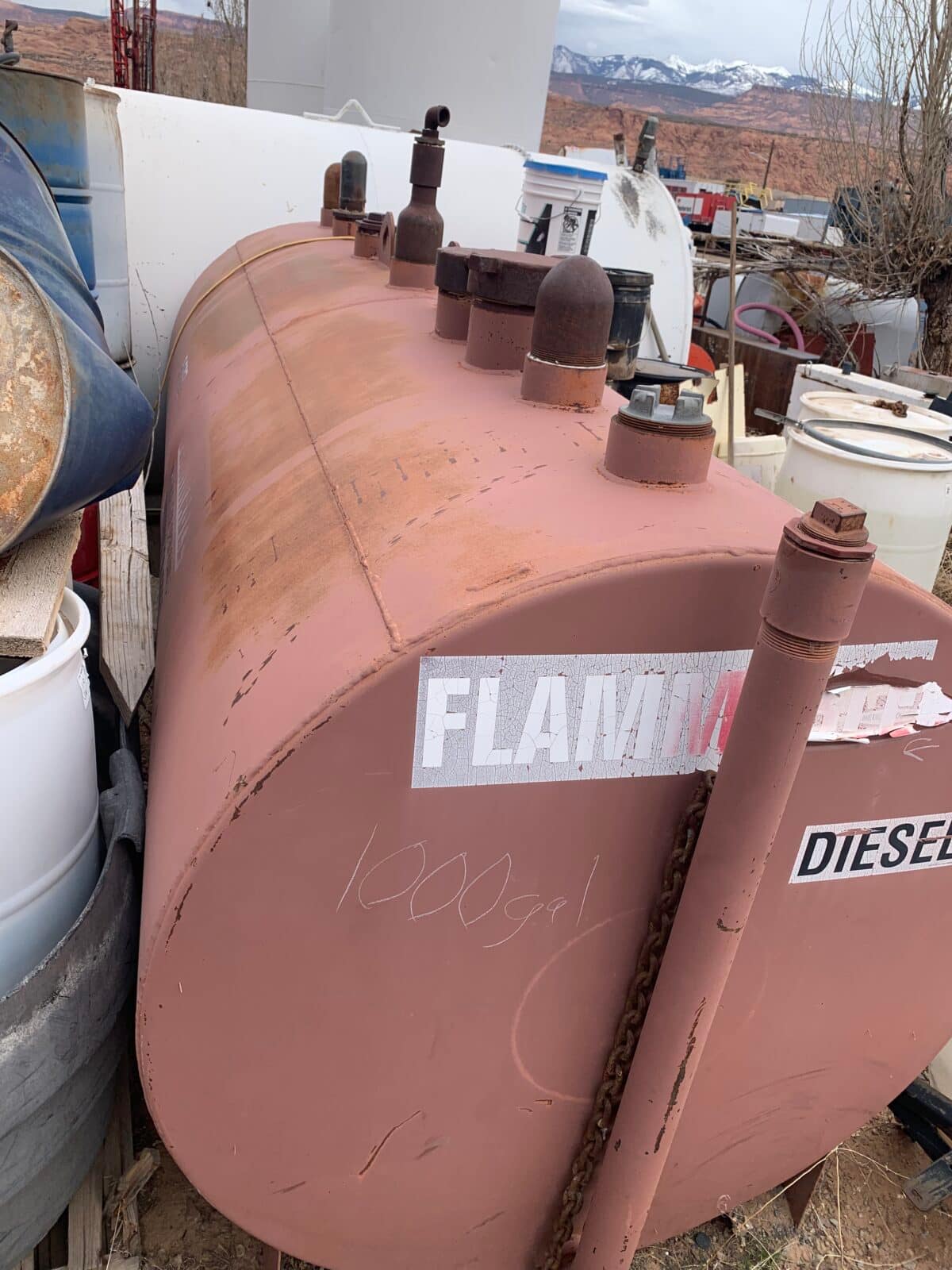 1,000 Gallons Dual Containment Fuel Tank
