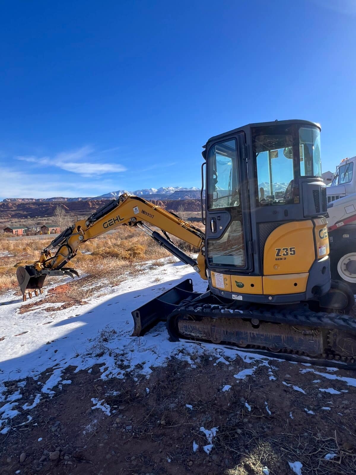 Gehl Mini Excavator Z35