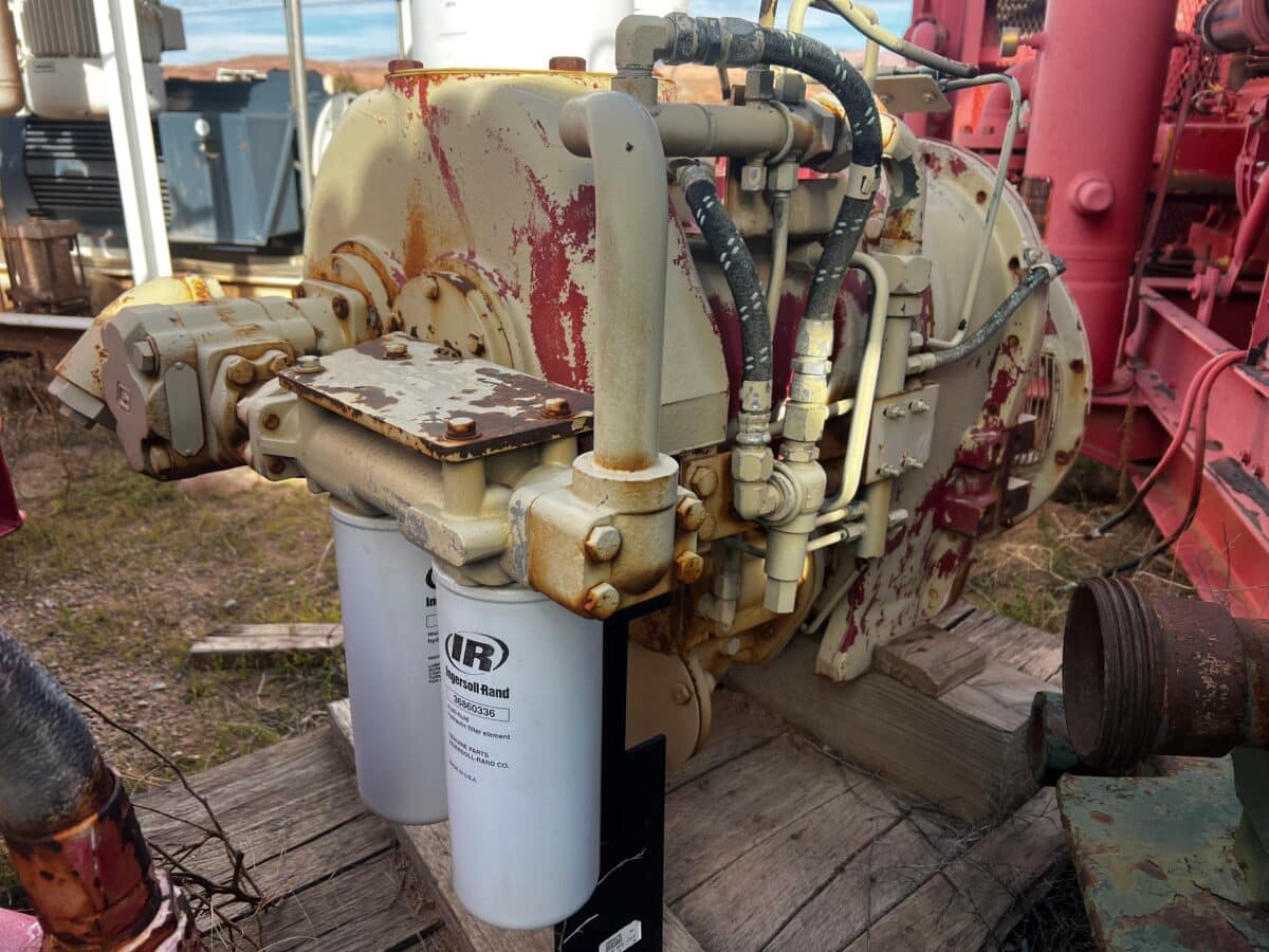 Ingersoll Rand 750 x 350 Air Compressor