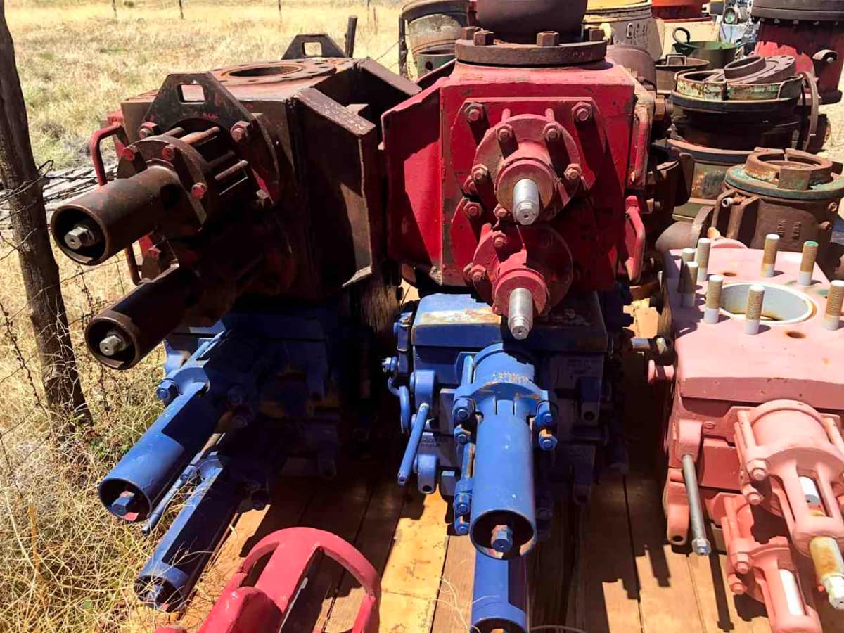 Miscellaneous 7" 2M Double Ram BOP