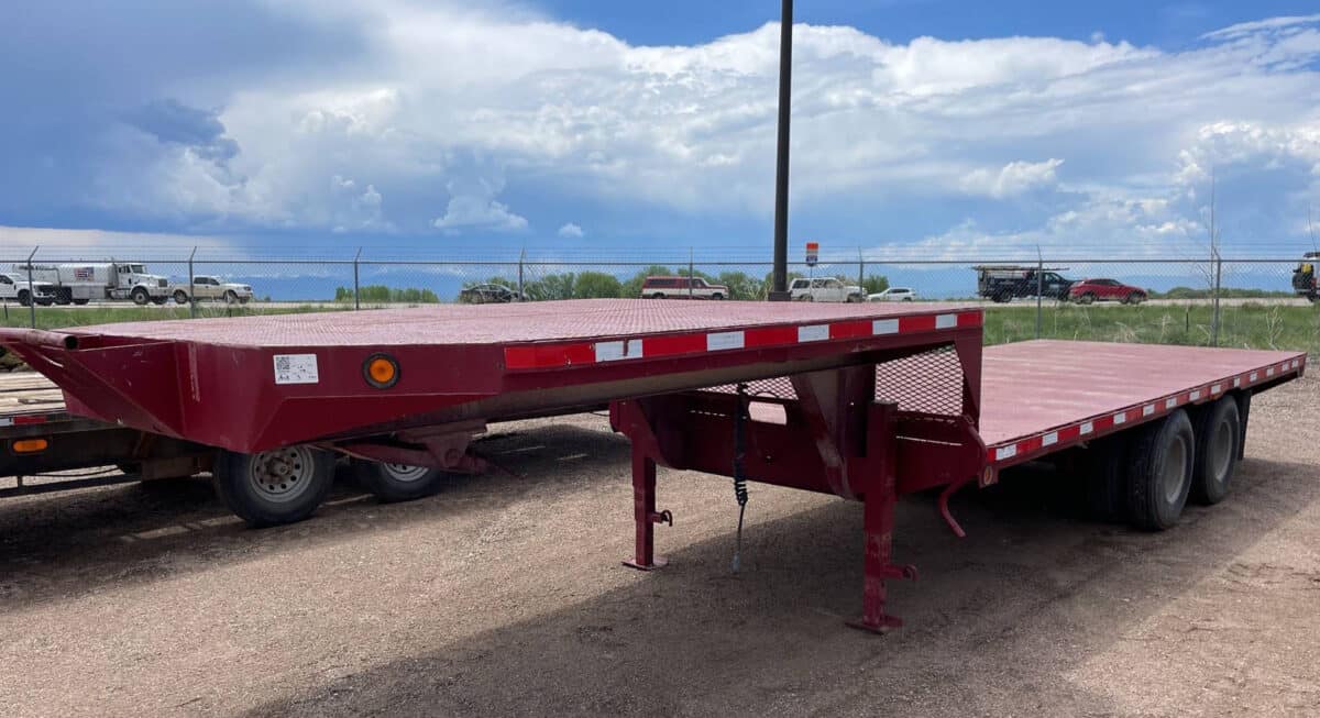 X2= HOMEMADE 30 ft T/A Gooseneck Flatbed Trailer