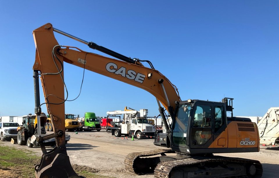 2022 Case CX210D